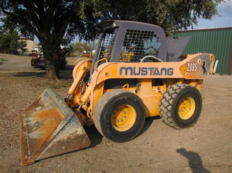 2095 mustang skid steer|mustang 2109 skid steer specs.